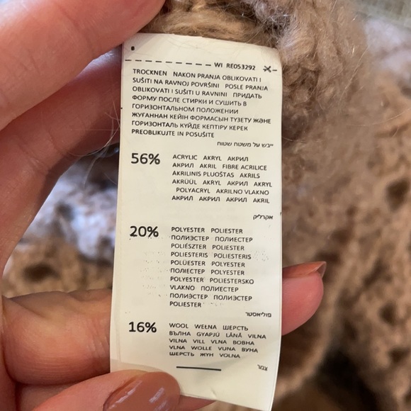 Wool and mohair Reserved sweater chunky soft - Picture 9 of 12